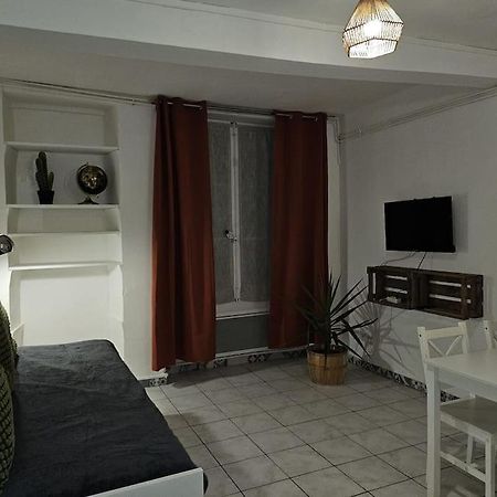 1-Centre-Ville Studio 25M2 Box A Bagages Gratuits Carcassonne Exterior foto